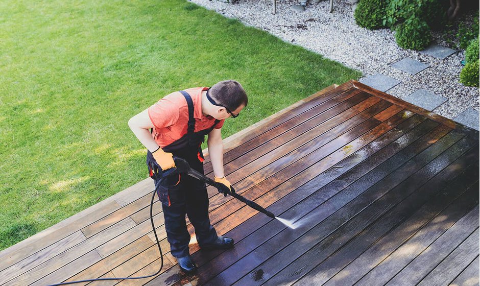 How to Pressure Wash Your Wood Deck
